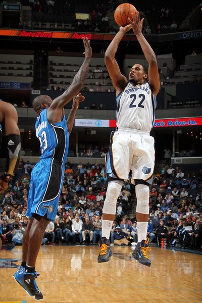 更让人瞩目 更让人瞩目