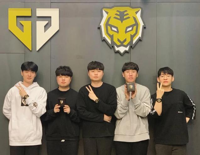 次解围失误 次解围失误