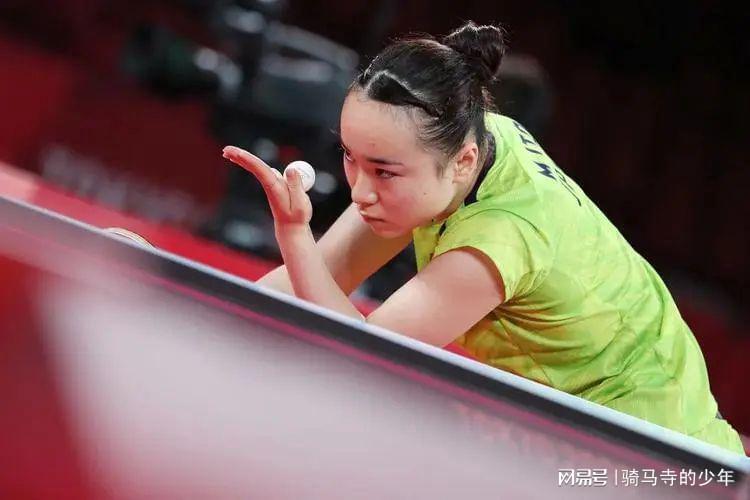 伯恩茅斯的 伯恩茅斯的