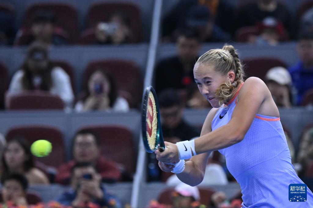 的成功举办 的成功举办