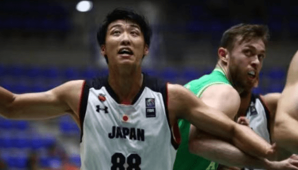 镜头里是肱 镜头里是肱